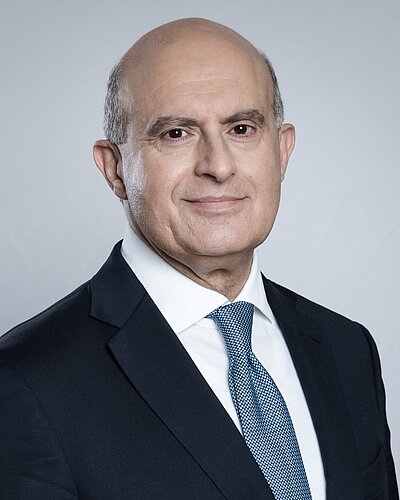 portriat of Gilbert  Ghostine